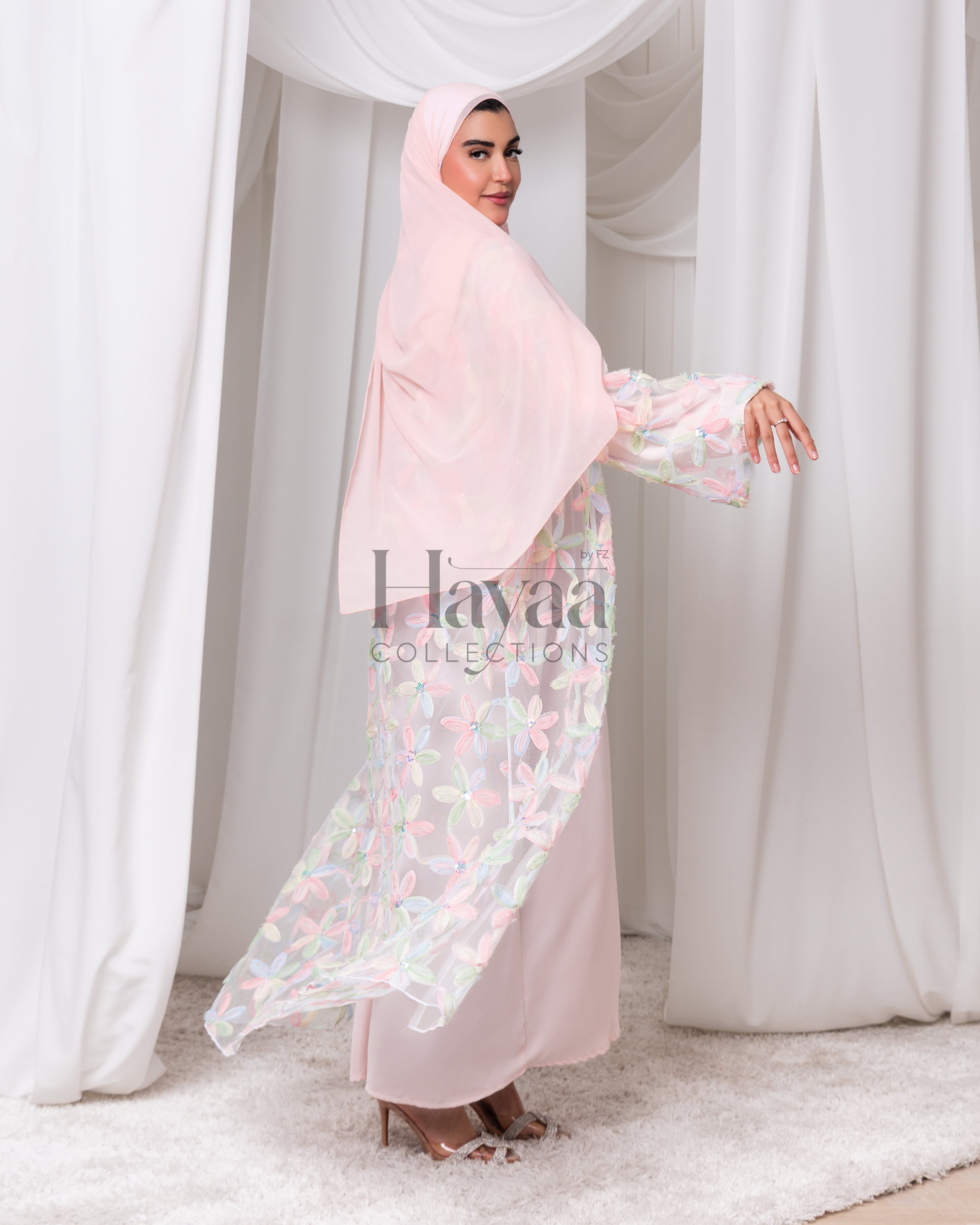 Liyana Light Pink Organza Printed Floral Open Abaya With Inner