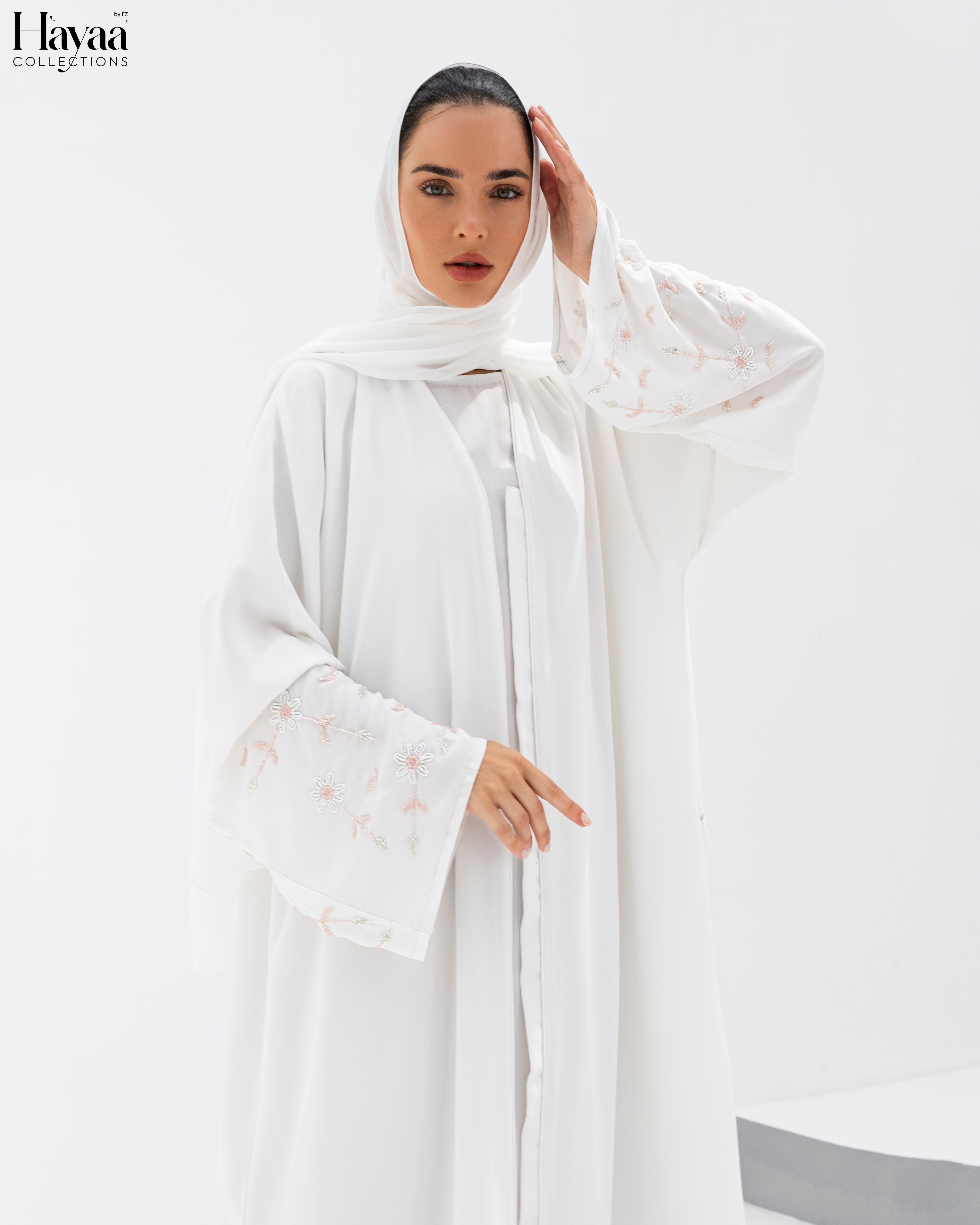 Maysa White Abaya