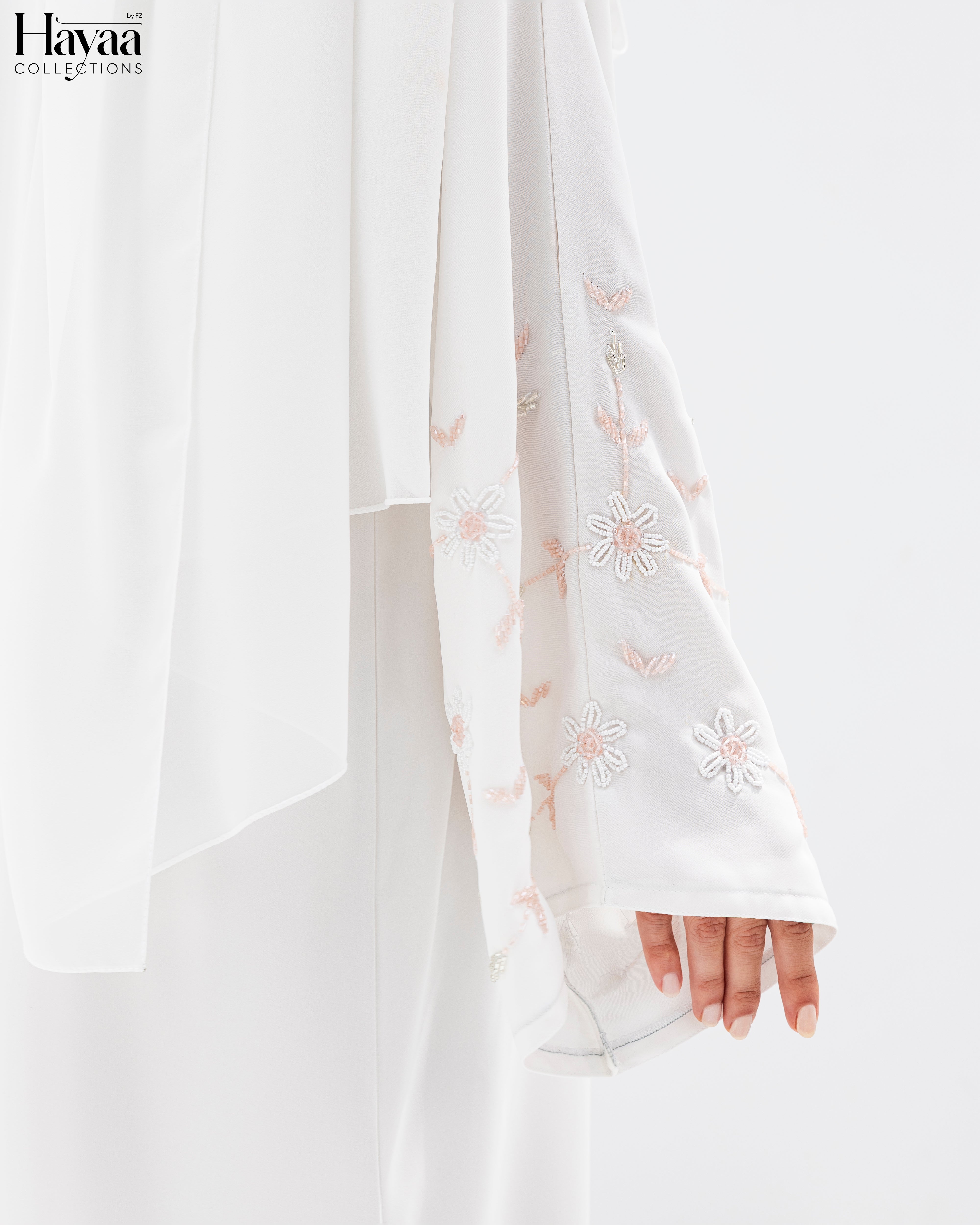 Maysa White Abaya