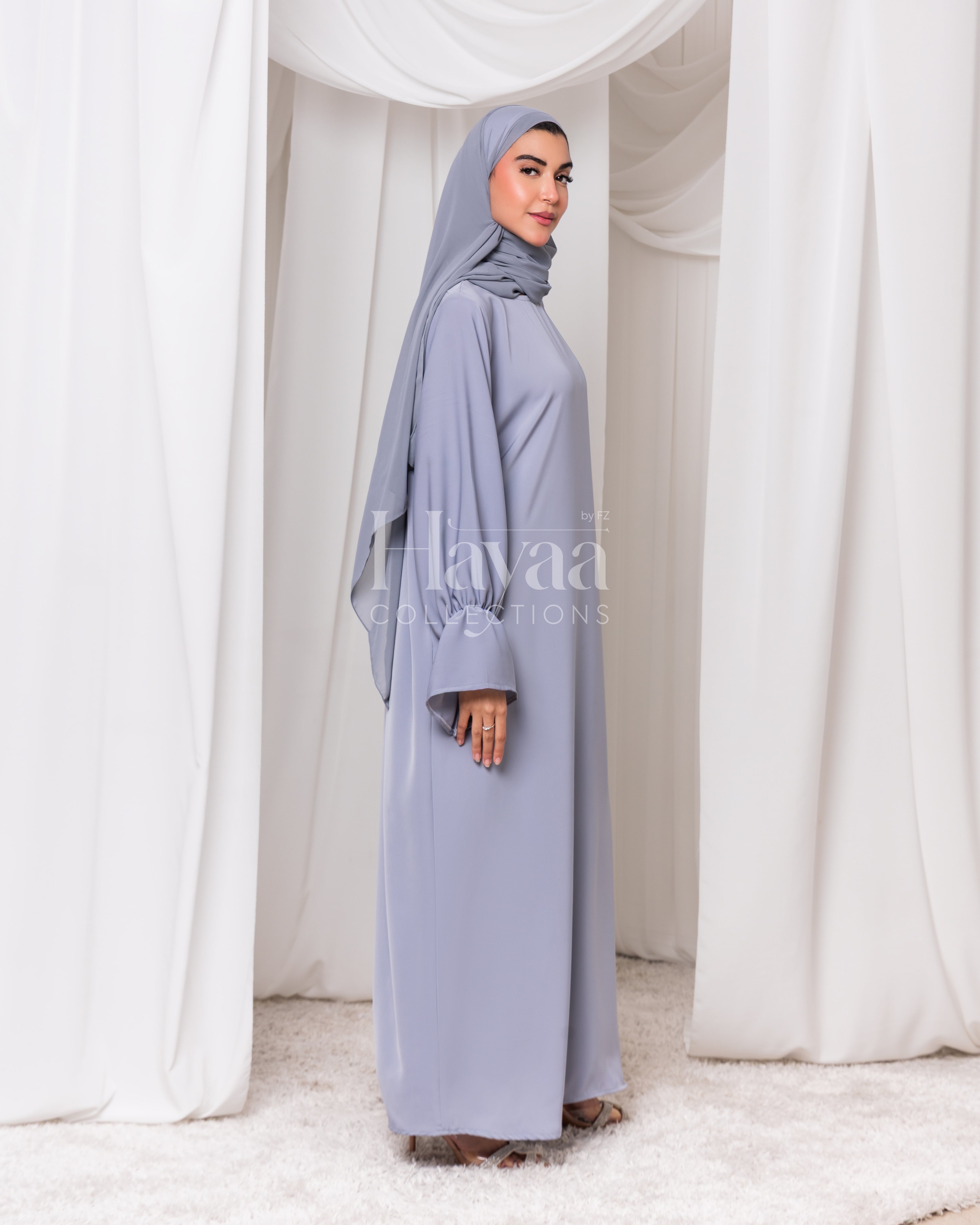 Fatima Gray Closed Abaya With Pockets