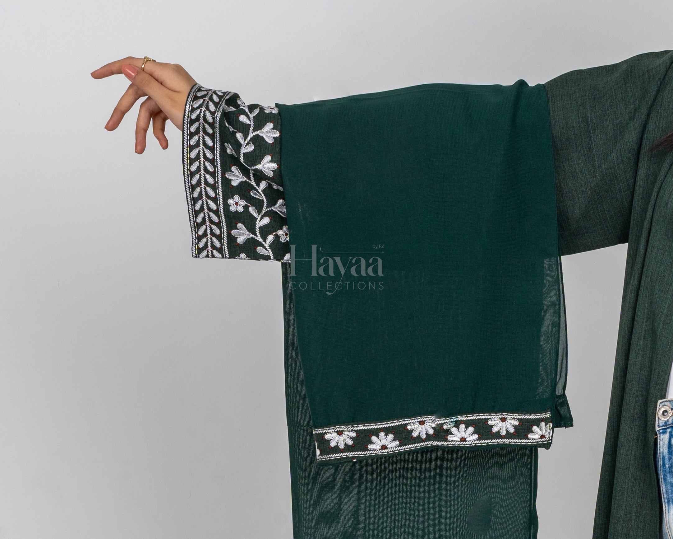 Lana Emerald Green Embroidered hijab