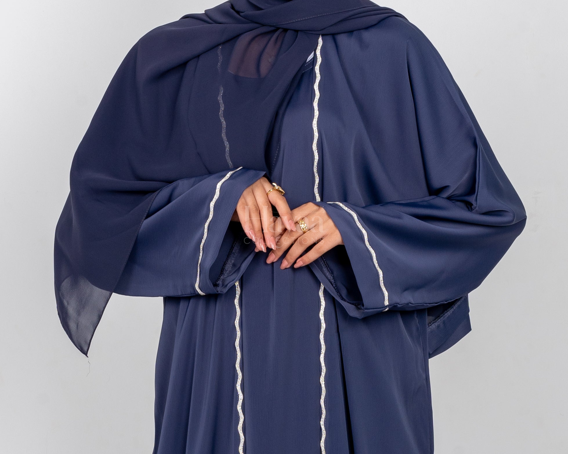 Aziza Navy Blue Open Abaya Set close up